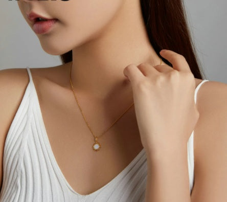 Sun Electroplated Geometric Pendant Necklace - Gold - necklace