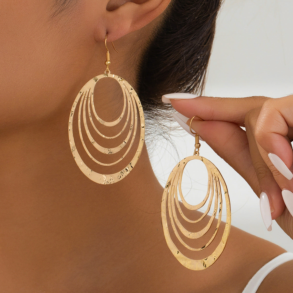 Hollow Oval Gold-color Dangle Drop Earrings - Golden - earrings