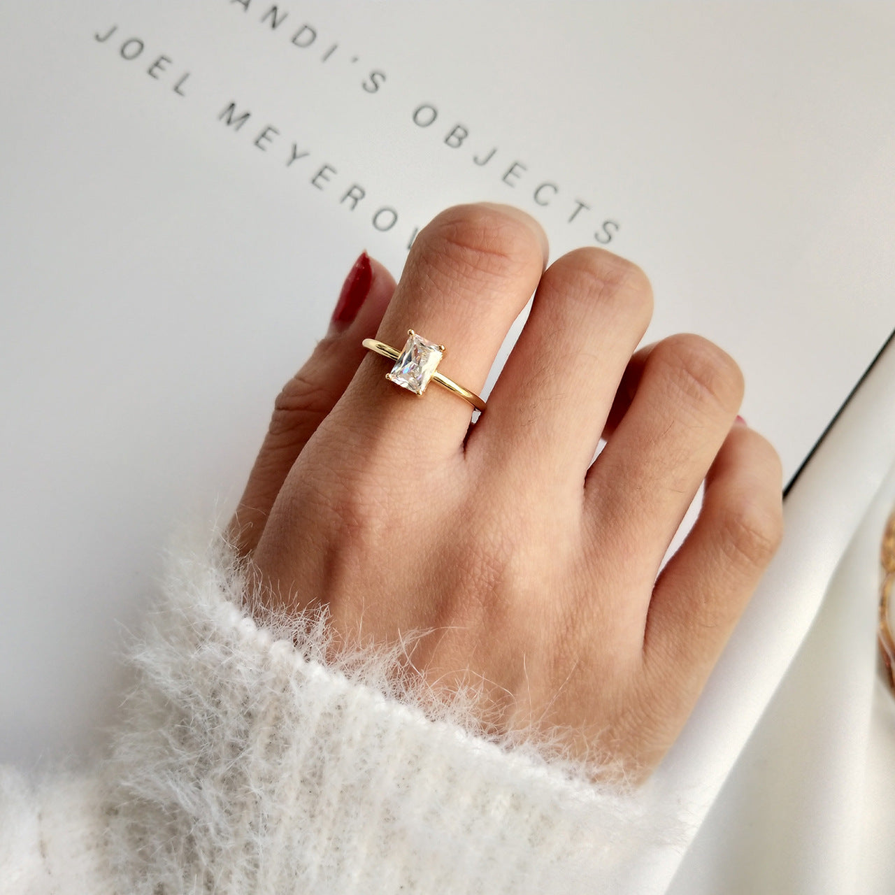 Chic Electroplated Geometric Ring - 18K Gold / Square Drill - ring
