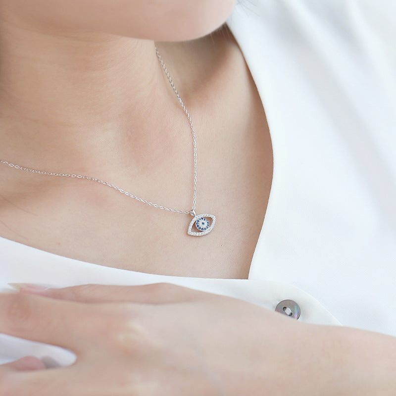 Elegant Eye Motif 925 Silver Pendant Necklace - Platinum - necklace